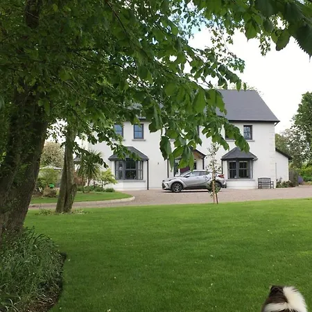 Kilbawn Country House *