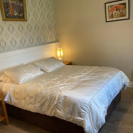 Bed & Breakfast Kilbawn Country House